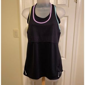 NWOT FILA - Woman 2 piece black sports bra/racer back performance top, Size: M